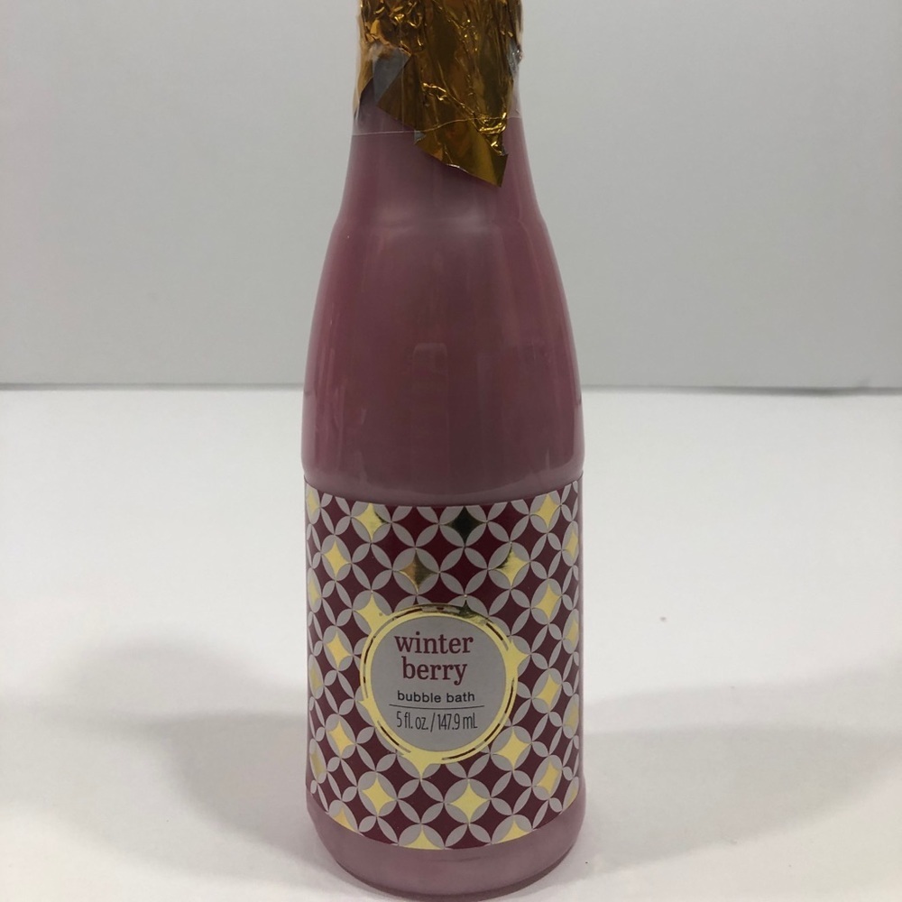 Winter Berry Lotion/Bubble Bath/Fizzer - Picture 2 of 11